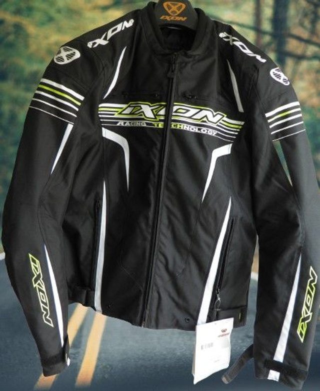 blouson moto IXON STRIVER