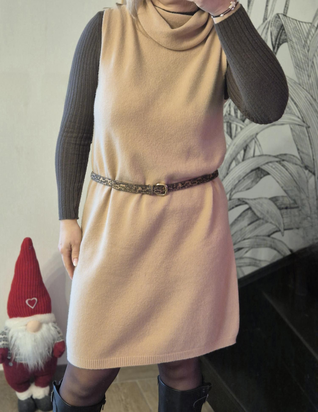 Robe pull sans manches 