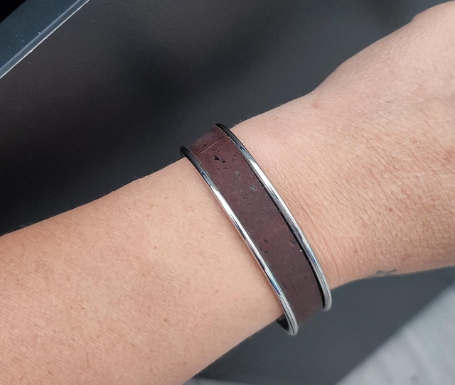 Bracelet en laiton finition nickelé 10mm marron foncé 