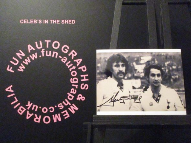 Ricky Villa Authentic Autographed 6x4.5 Photograph