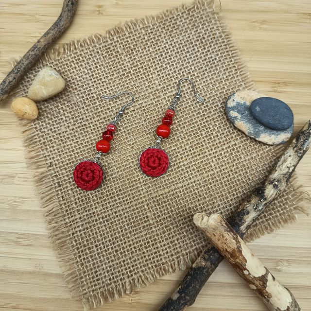 Parure rouge et argenté 2 - Boucles d'oreille rouge et argenté pendantes