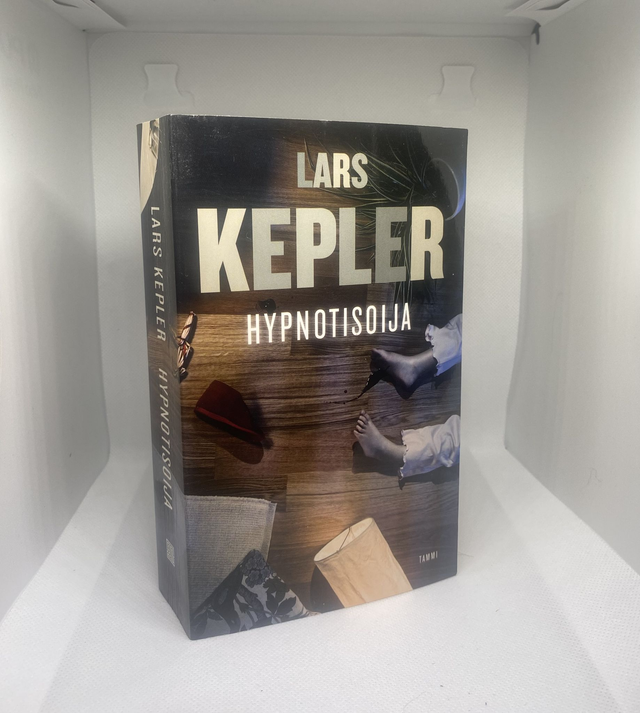Hypnotisoija – Lars Kepler