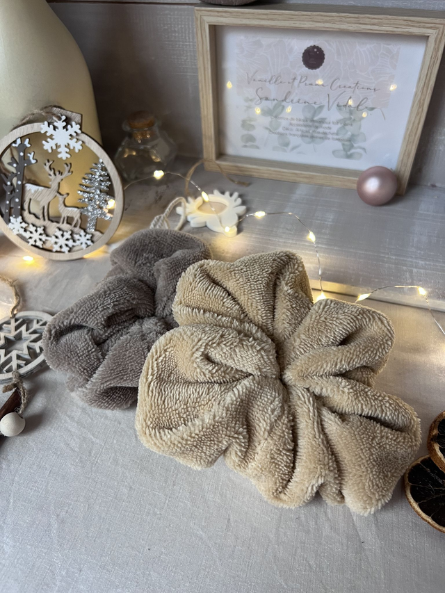 Fleur de douches en éponge de bambou couleur vanille 