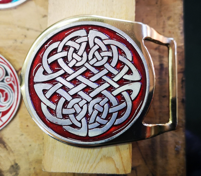 Traditional Knot Belt Buckle