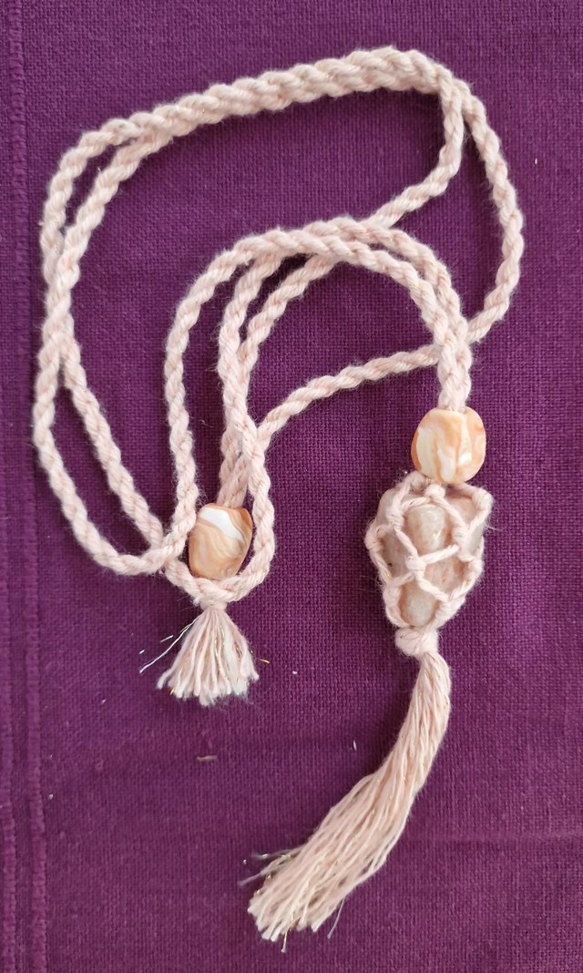 Collier porte-pierre