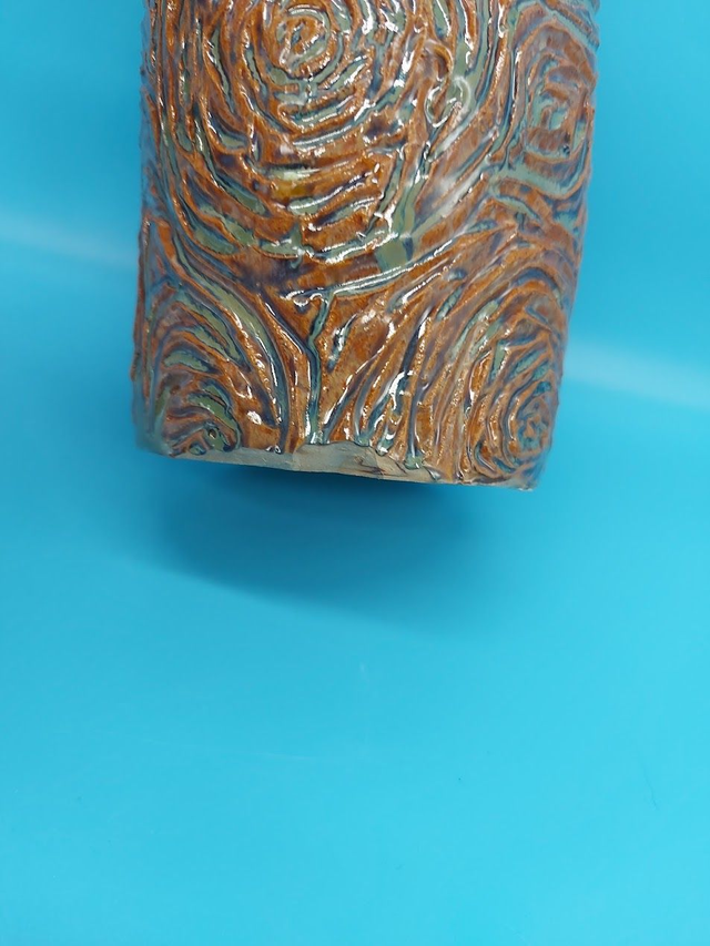 Small Spiral Engraved Vase