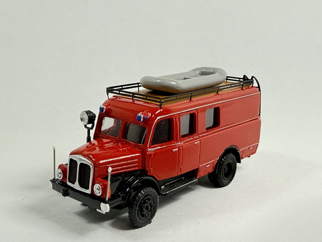 IFA S4000 Feuerwehr H0 1:87