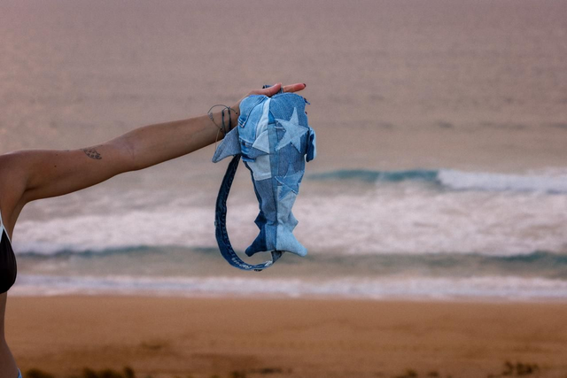 Sac banane requin STARS – Jean recyclé