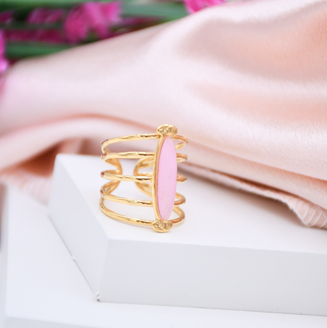 Bague large trait pierre réglable 