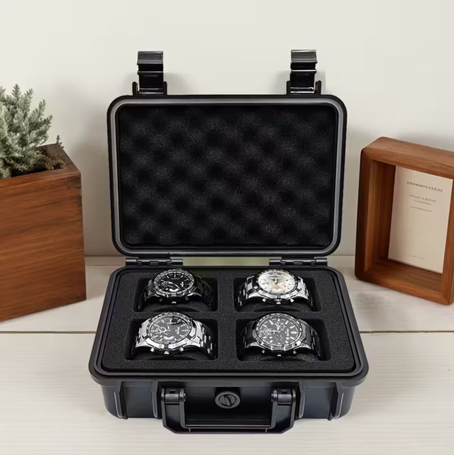 Valigetta porta orologi in plastica