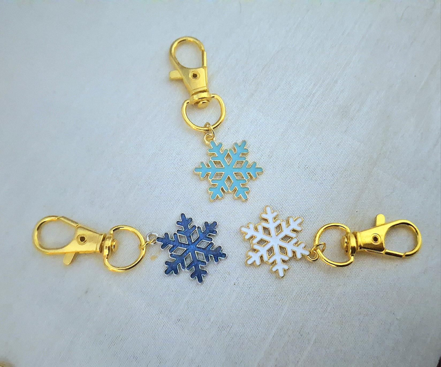 Mini Snowflake Keyring