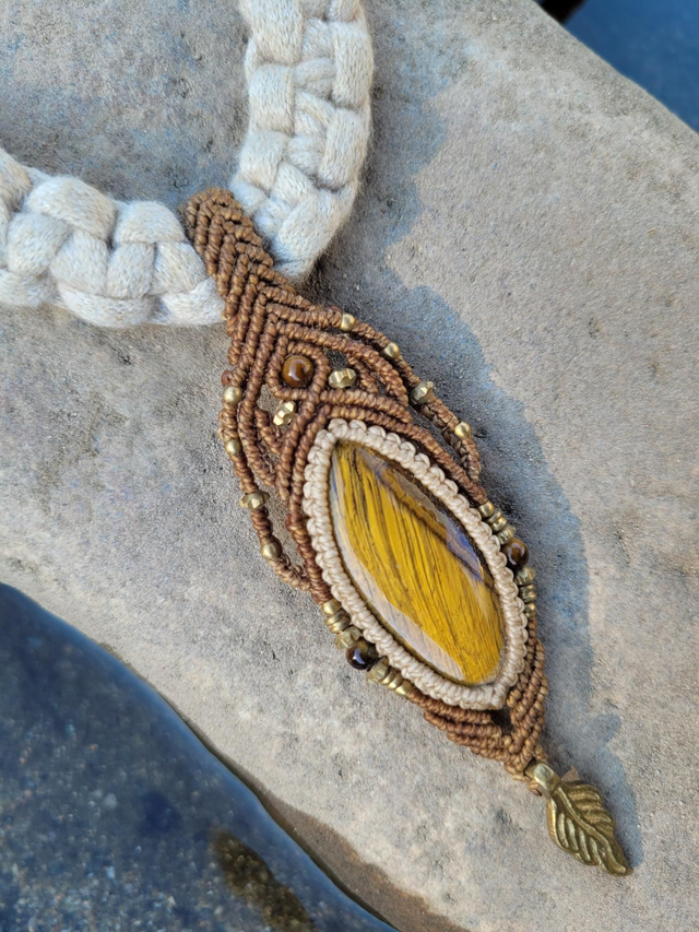 Oeil de tigre et gros tour de cou coton