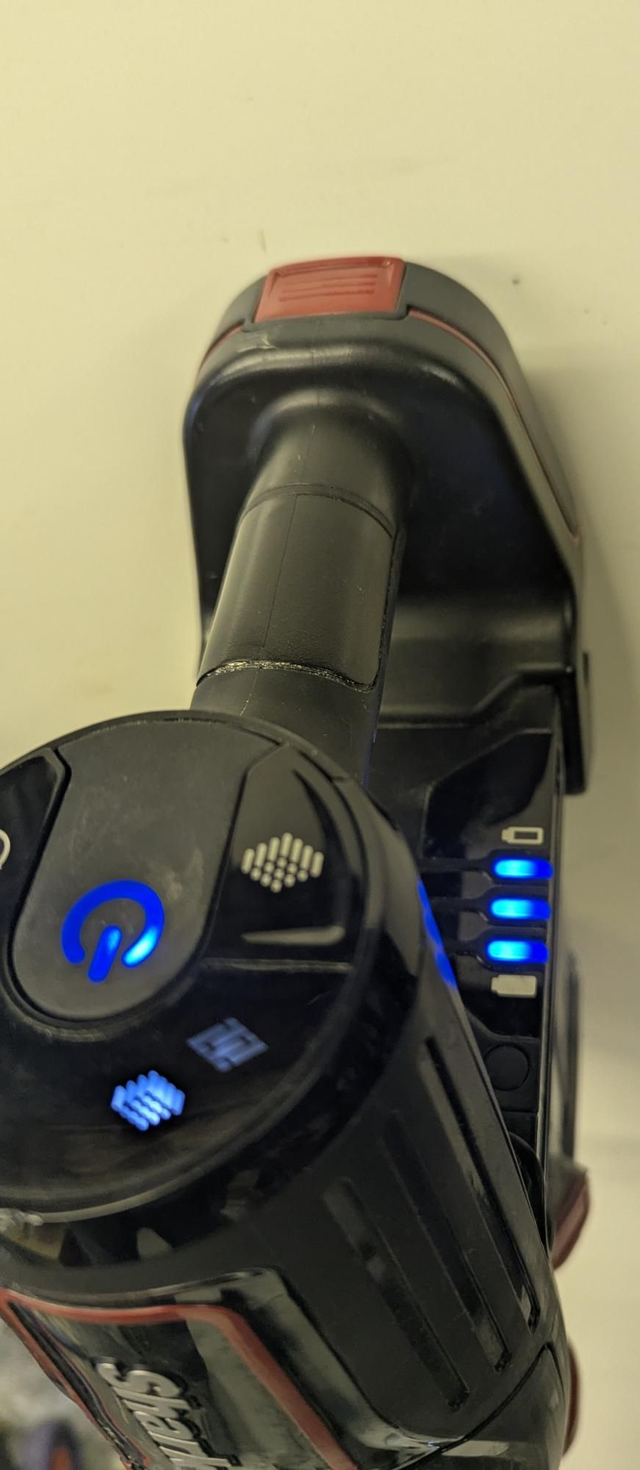 Shark IF260 cordless anti hair wrap vacuum cleaner 