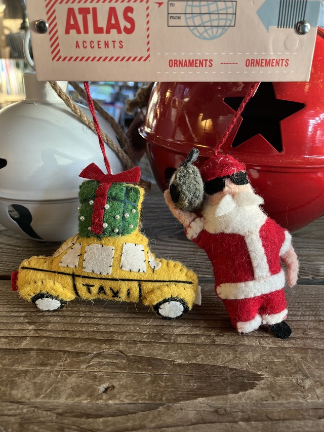 Felt New York Taxi &amp; Santa Hanging Decoration Set