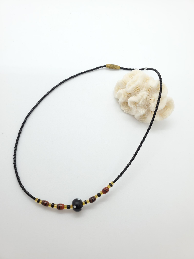 Collier perlé rocaille