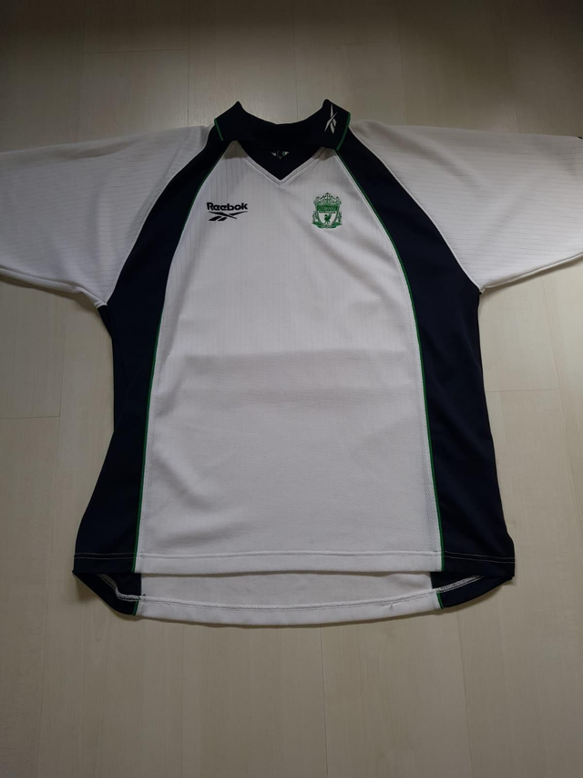 Liverpool Trainingsshirt 1999/2000 – Een Echte Vintage Schat!