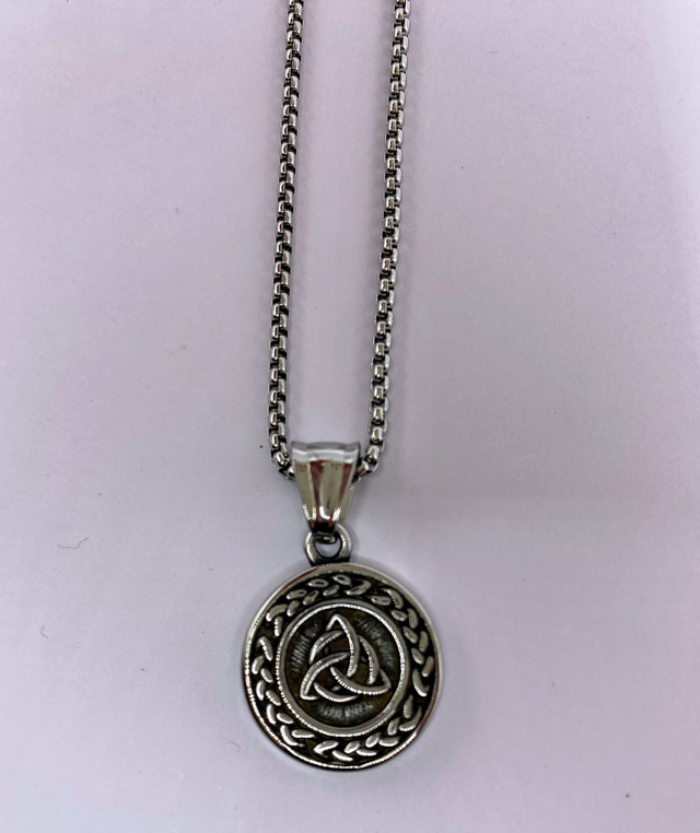 Collier avec pendentif Triquetra HOMME 
