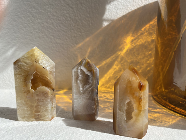 Achat - Tower mit Druse