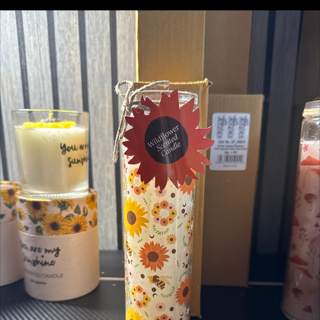 Wildflower scented candle