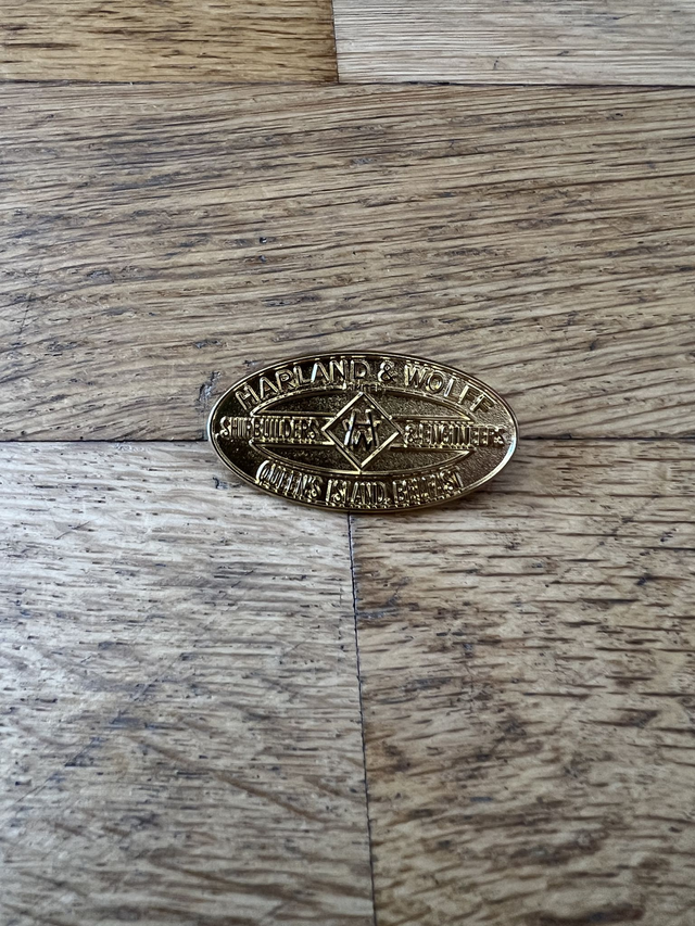 broche harland and wolff belfast