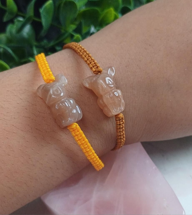 Peach Moonstone Evee Adjustable Bracelet