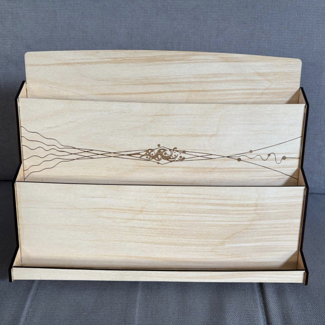 THITA BOIS (28 cm) - 38 € (Précommande 4€)