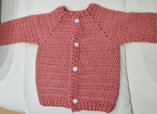 Süsse Baby-Strickweste – 100% Hypoallergen