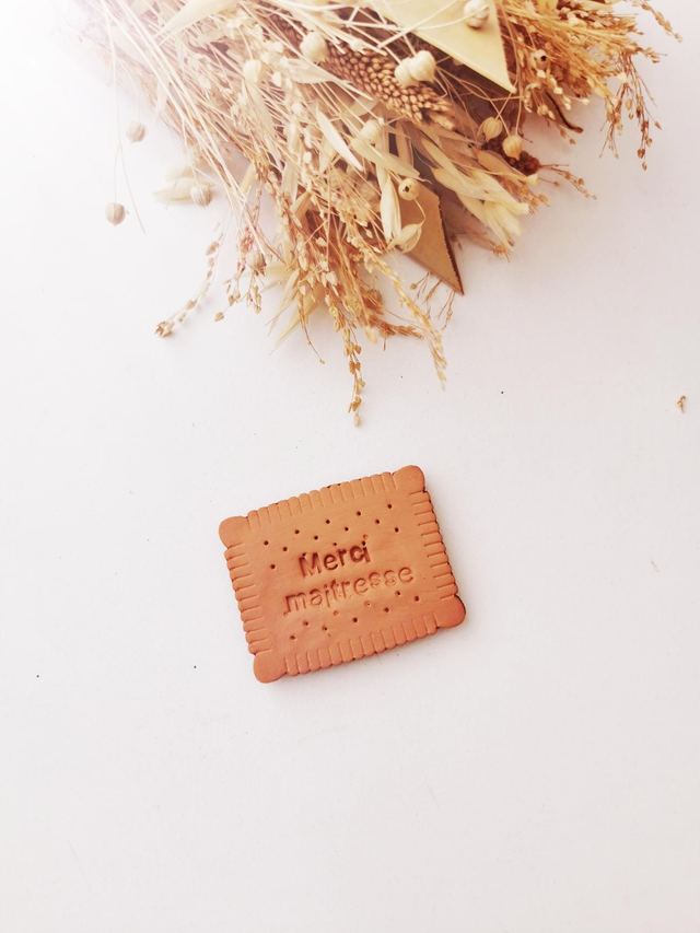 Magnet argile &quot;merci maîtresse&quot; 