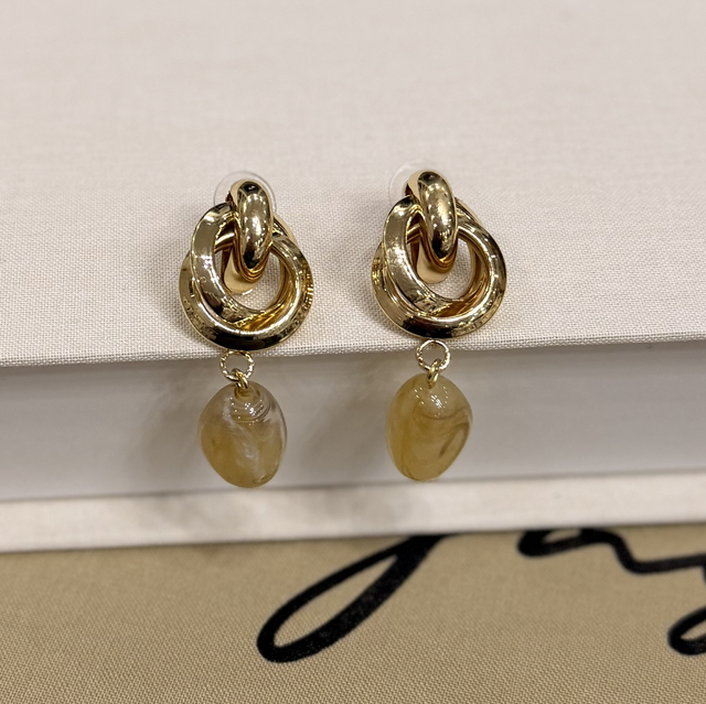 Boucles d’oreilles gouttes