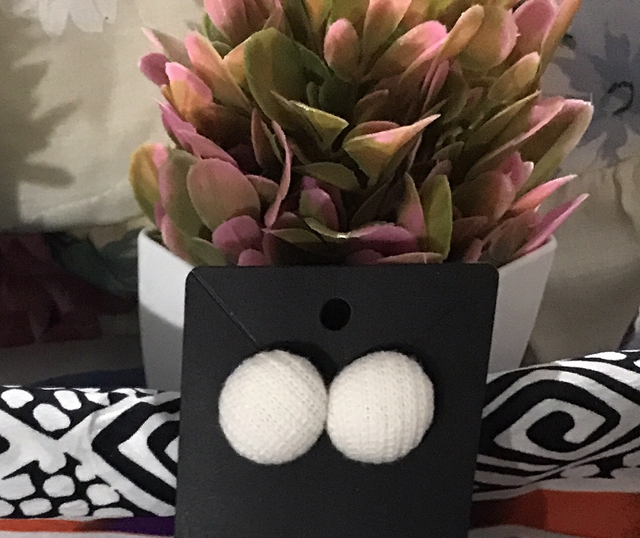 White Fabric Studs Plain - FSP04