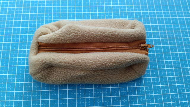 Porte monnaie beige en polaire