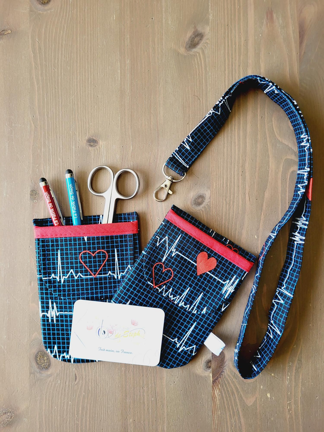 Ensemble porte-badge et pochette à stylos 