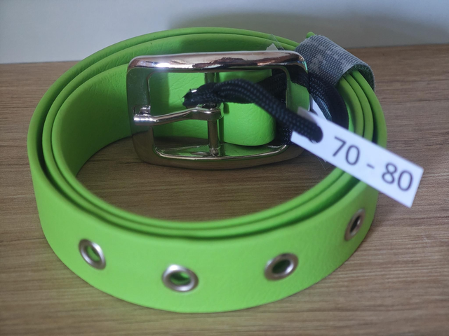 Ceinture Jean vert pomme ! (Couleur modifiée par la photo)