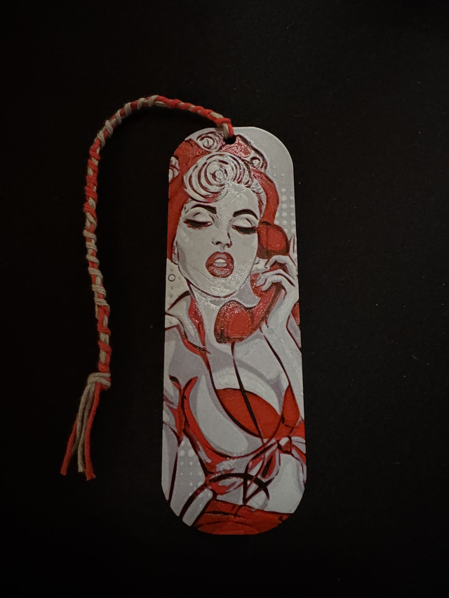 Pinup #1 Boekenlegger