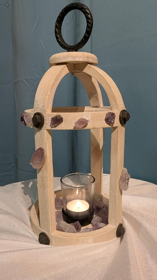 Lanterne d&#039;améthyste 