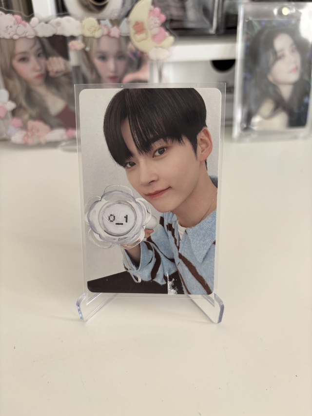 PC OFFICIEL DE HANBIN DE ZB1