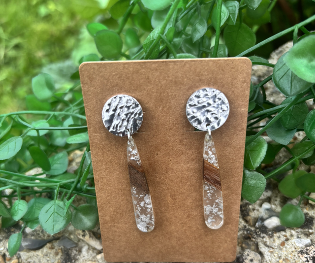 Boucles d’oreilles fantaisie marron et argenté