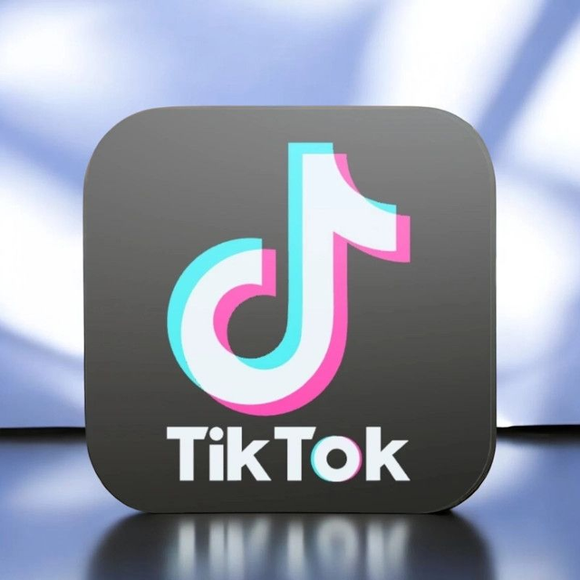  Lampe 3D TikTok LED - Illumine ton espace avec l’énergie des créateurs ! 