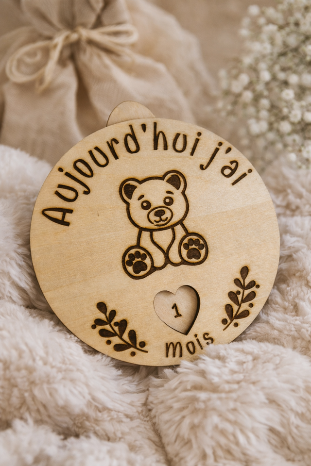 Disque étape bébé – Bois gravé