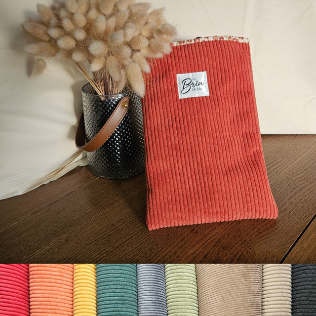Personnalisez votre housse de livre en velours côtelé terracotta