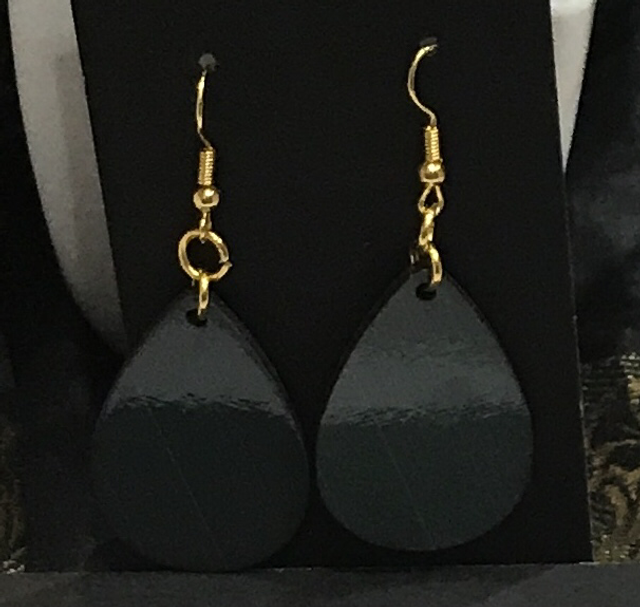 Black Wood Dangling Earrings- SWDE17