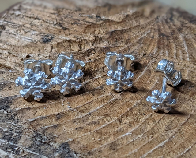 XSmall Snowflake Earrings