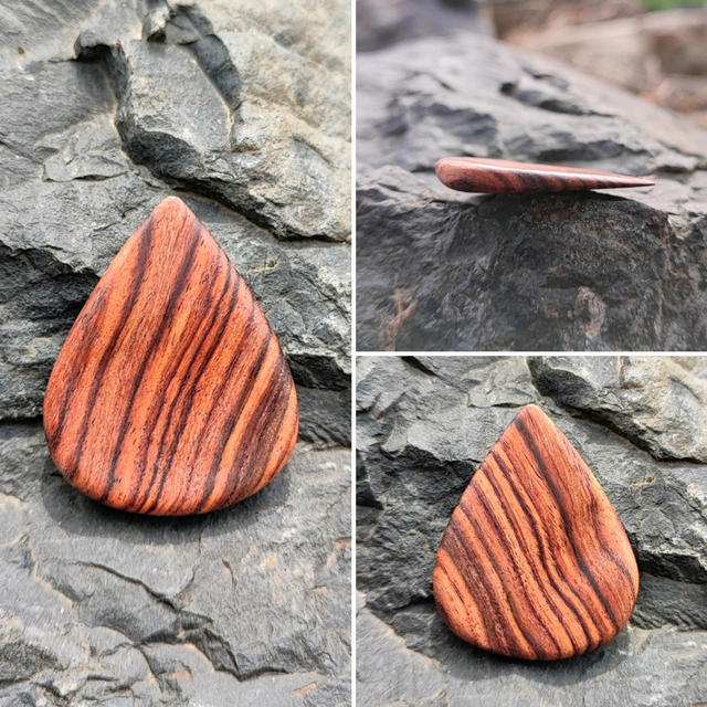 Médiator en Bois de Violette