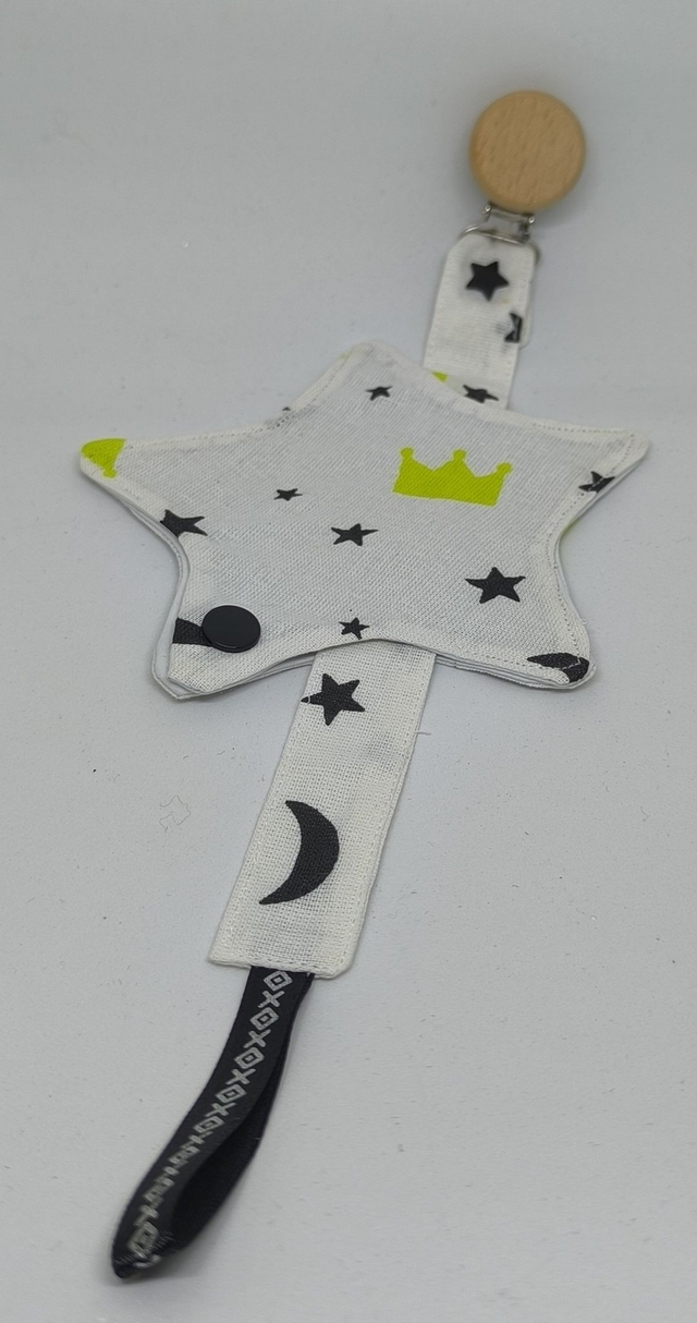  Range tétine avec petite pochette