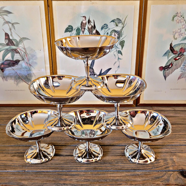 X Coupes à glaces vintage en inox, forme de fleur type Jean Couzon