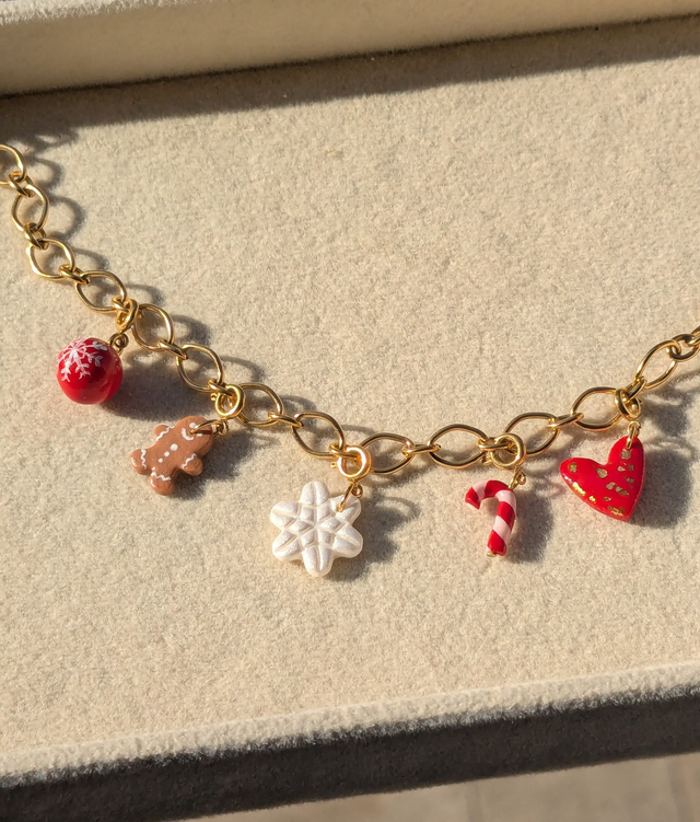 Charm cœur rouge doré