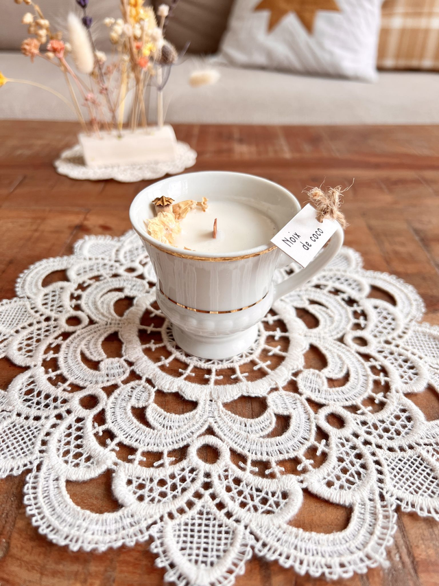 ✨ Bougie Noix de coco - tasse à café "voluptueuse"
