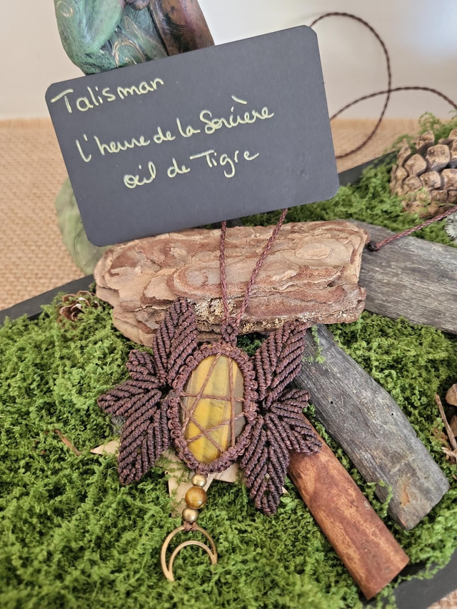 Talisman l'heure de la sorcière : oeil de tigre