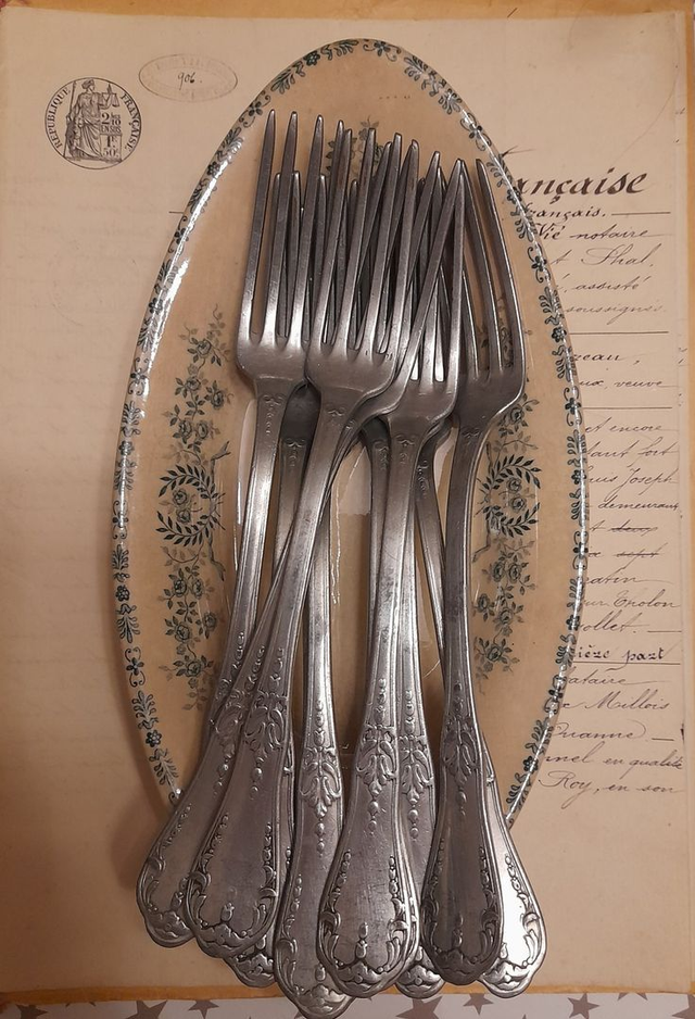 Lot de 11 fourchettes anciennes 