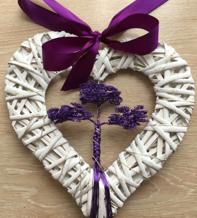 White Wicker Heart, Purple Wire